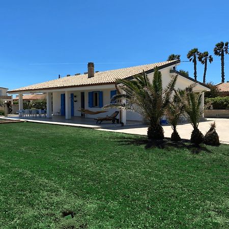 Villa Soleado, Marzamemi - Sea Front Villa Reitani Exteriör bild
