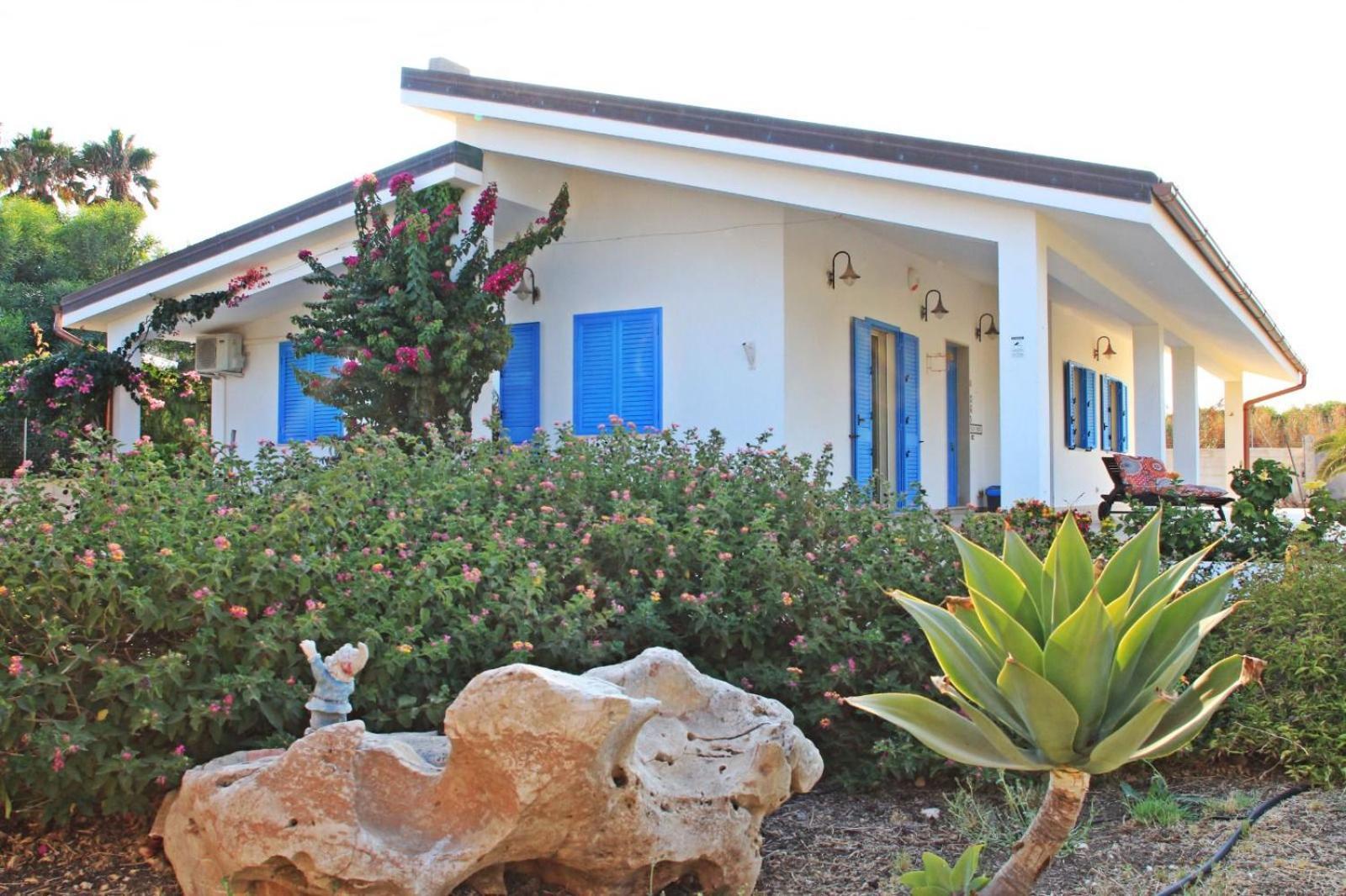 Villa Soleado, Marzamemi - Sea Front Villa Reitani Exteriör bild