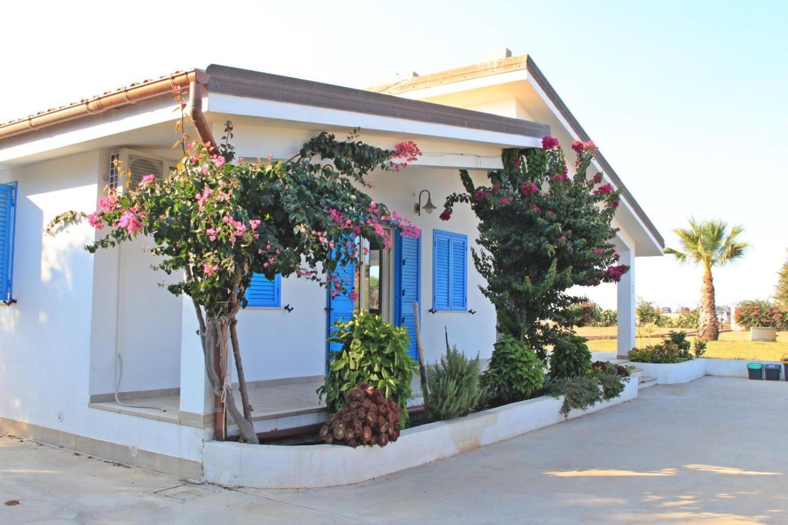 Villa Soleado, Marzamemi - Sea Front Villa Reitani Exteriör bild